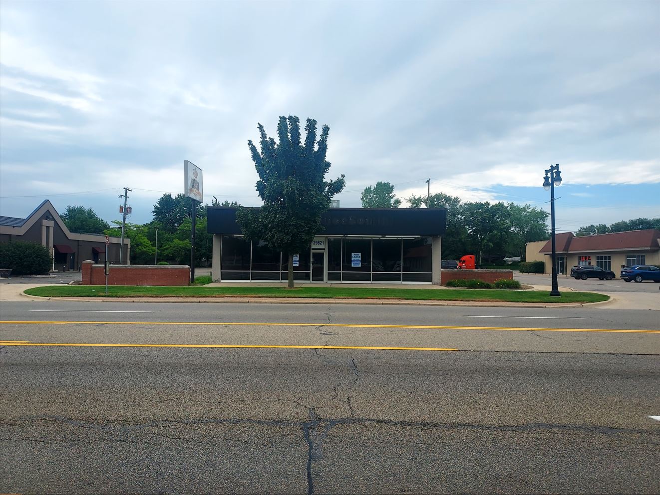 29821 Ford Rd., Garden City, Michigan 48135, ,Retail,For Lease,29821 Ford Rd.,1101