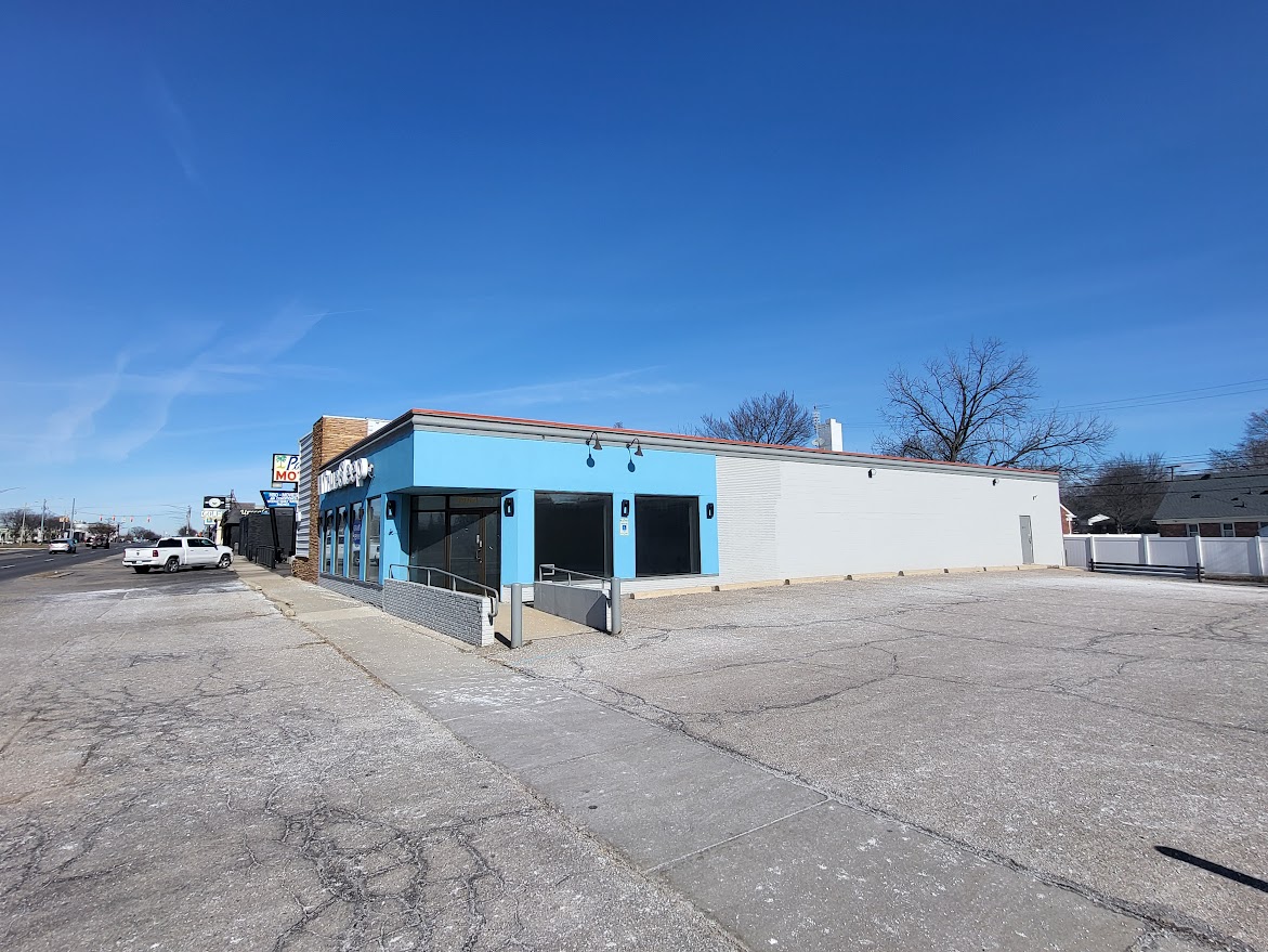 29764 Woodward Ave, Royal Oak, Michigan 48073, ,Retail,For Lease,29764 Woodward Ave,1158