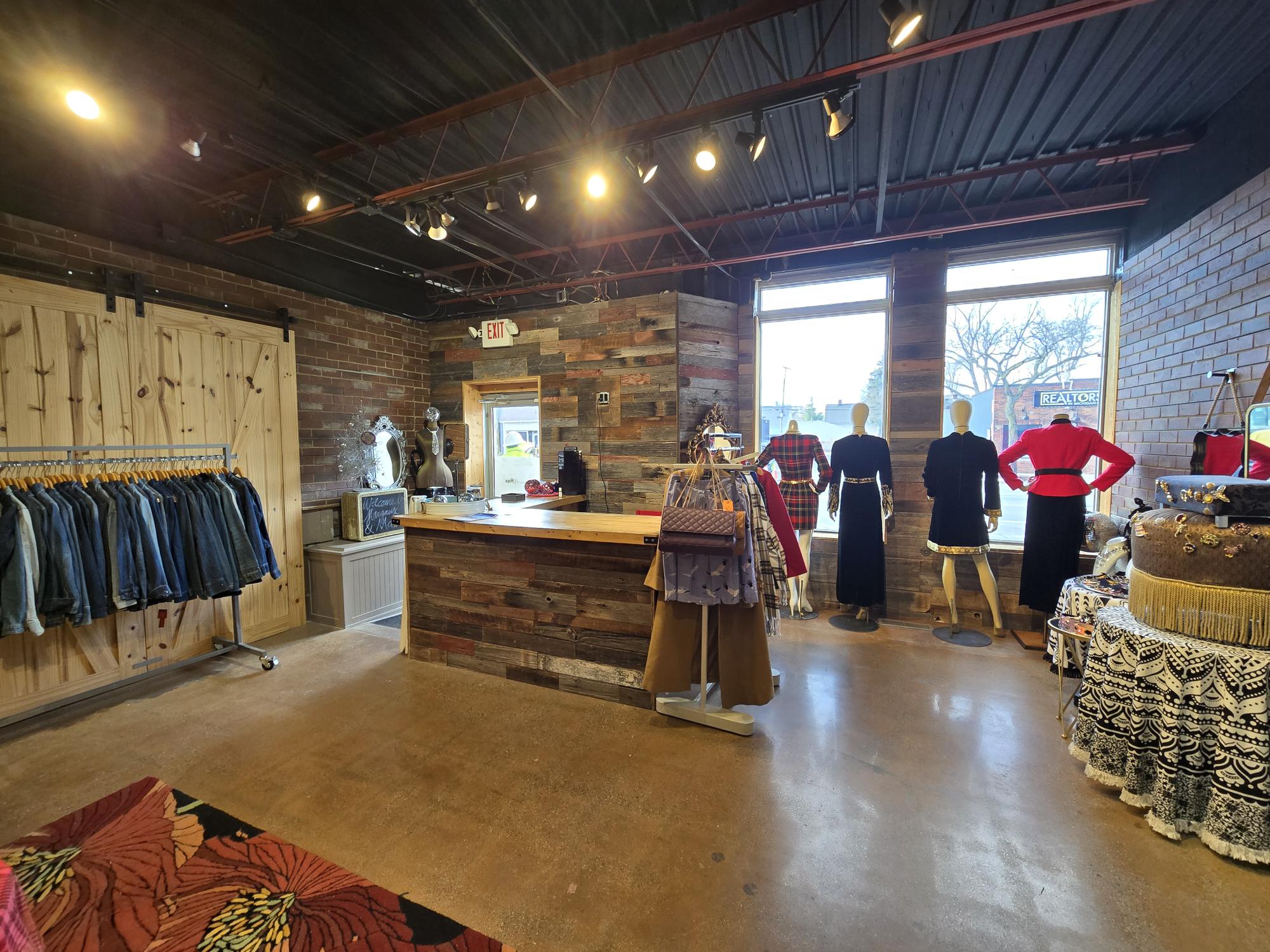 2758 Coolidge Hwy, Berkley, Michigan 48072, ,Retail,For Sale,2758 Coolidge Hwy,1174