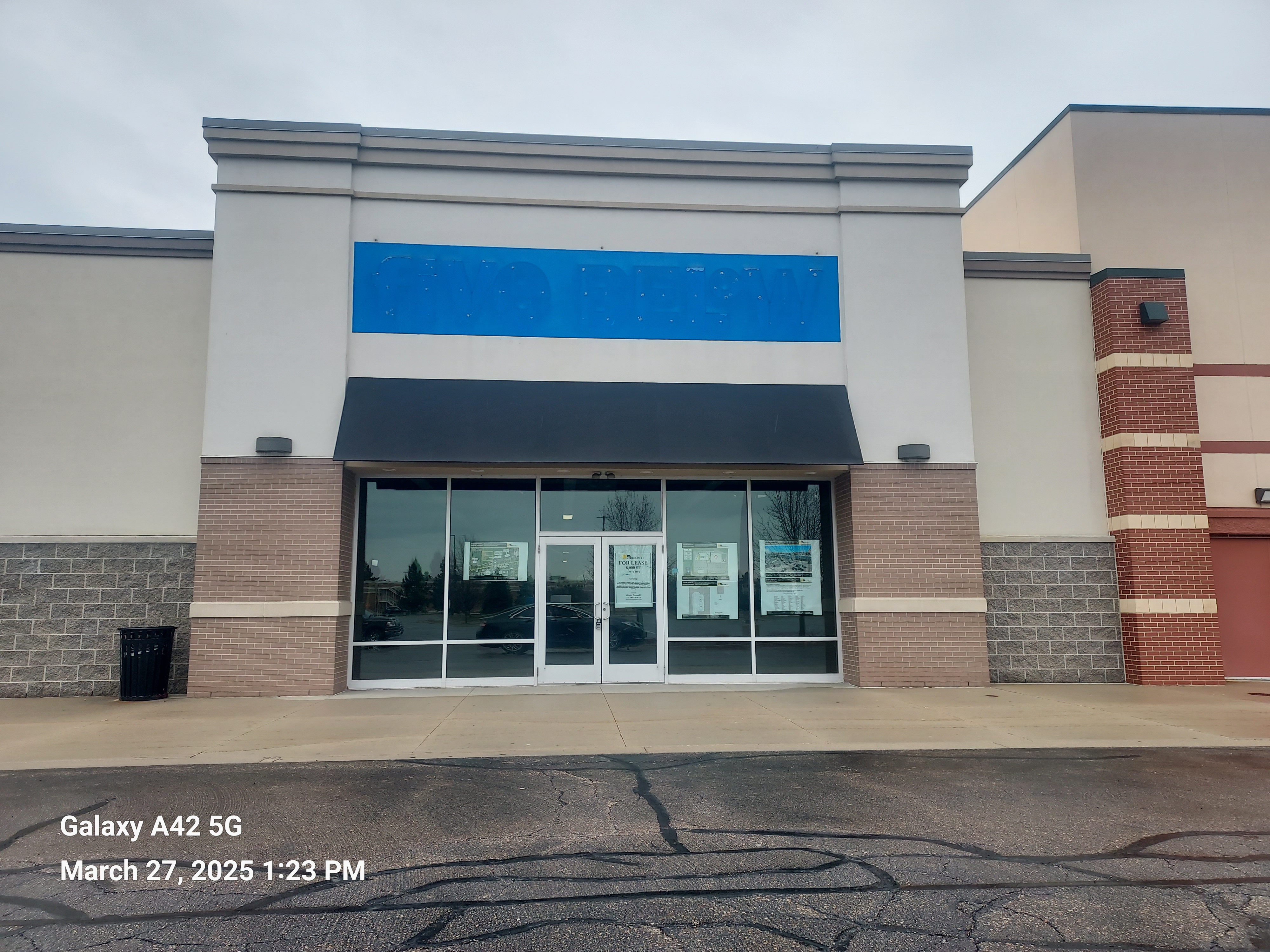 3530 W Shore Dr, Holland, Michigan, ,Retail,Available,3530 W Shore Dr,1183