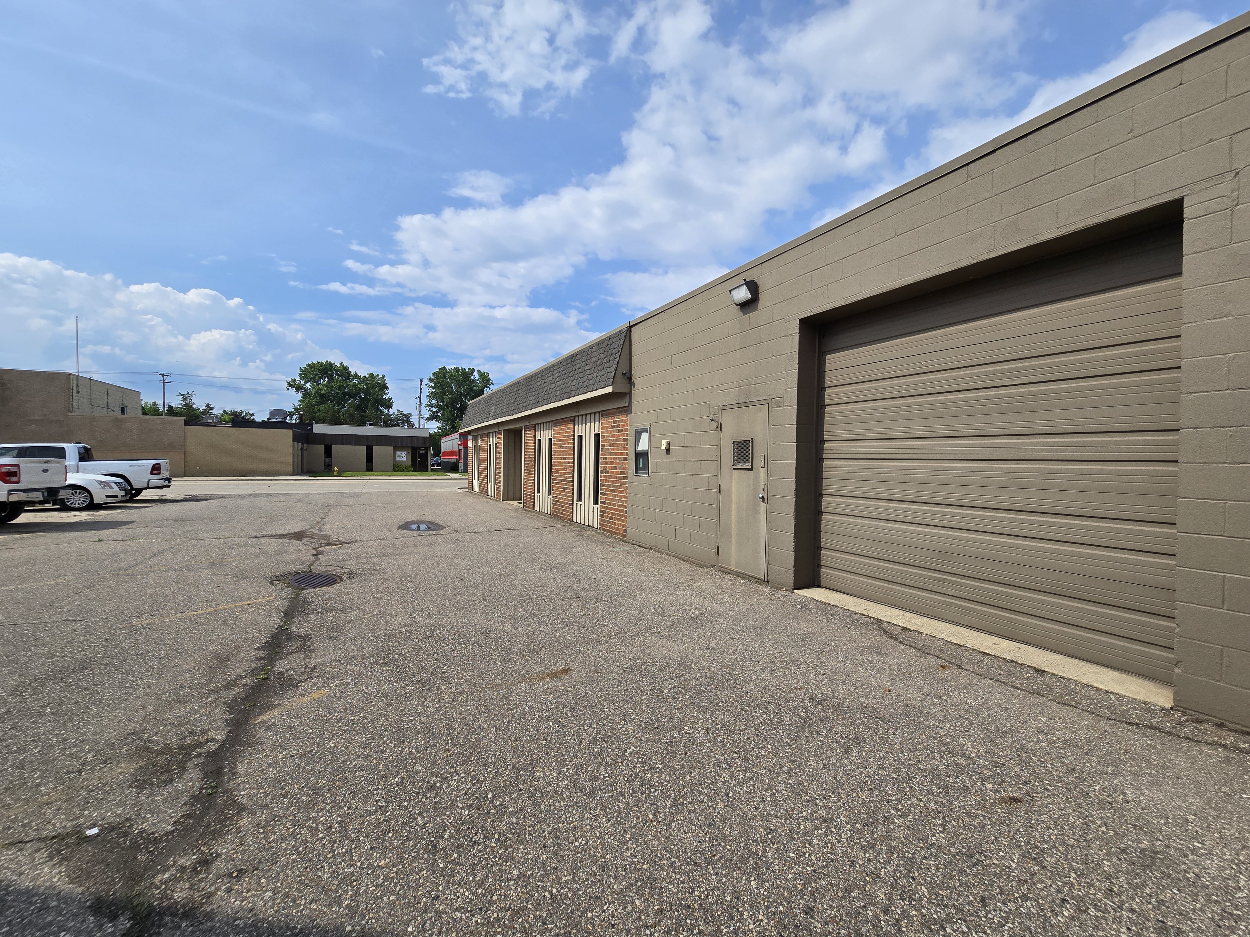 3060 W 11 Mile, Berkley, Michigan, ,Retail,Available,3060 W 11 Mile ,1187