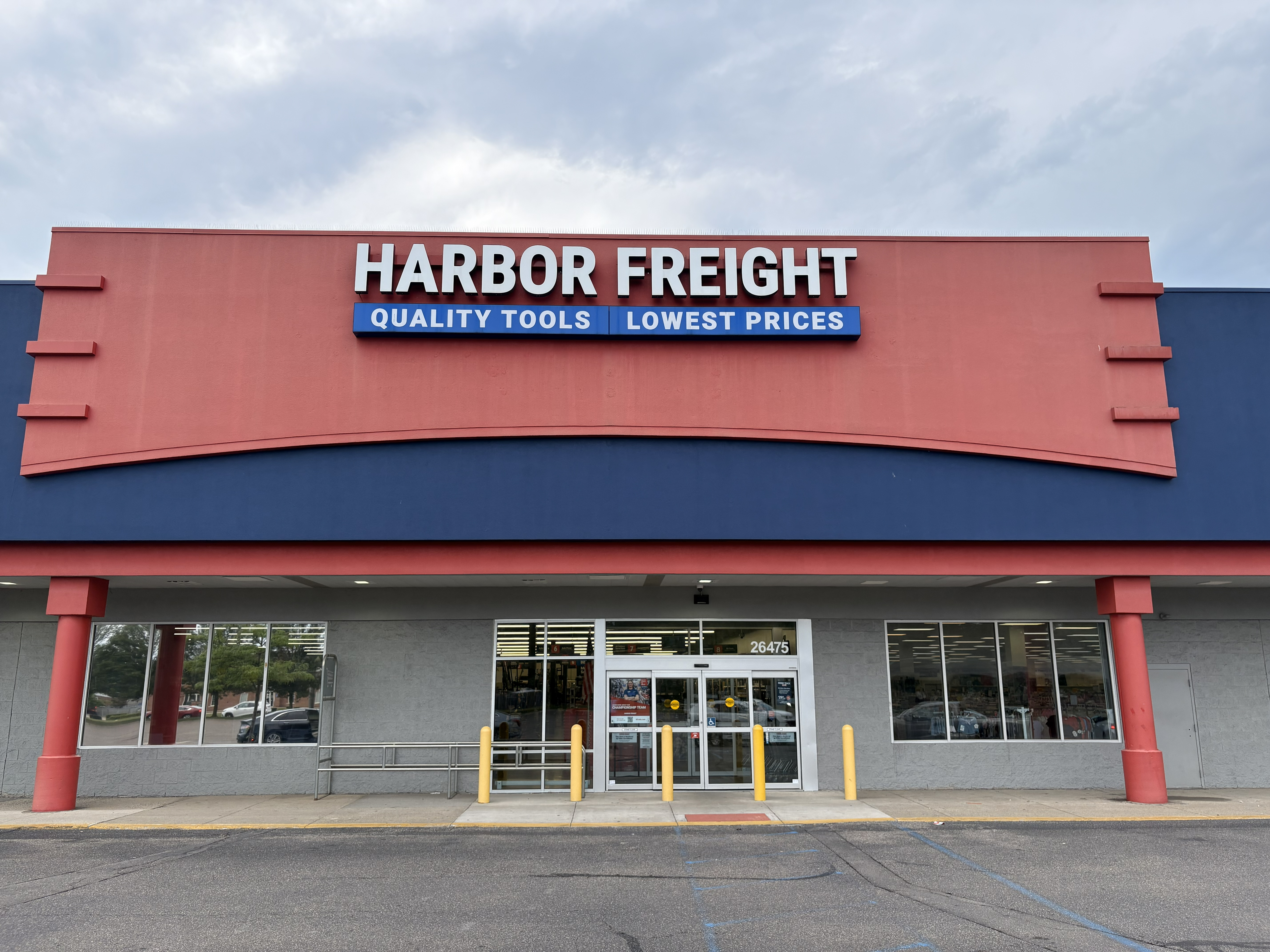 26417 Hoover Rd, Warren, Michigan 48089, 0 , 0 ,0,Retail,Available,26417 Hoover Rd,0,1189